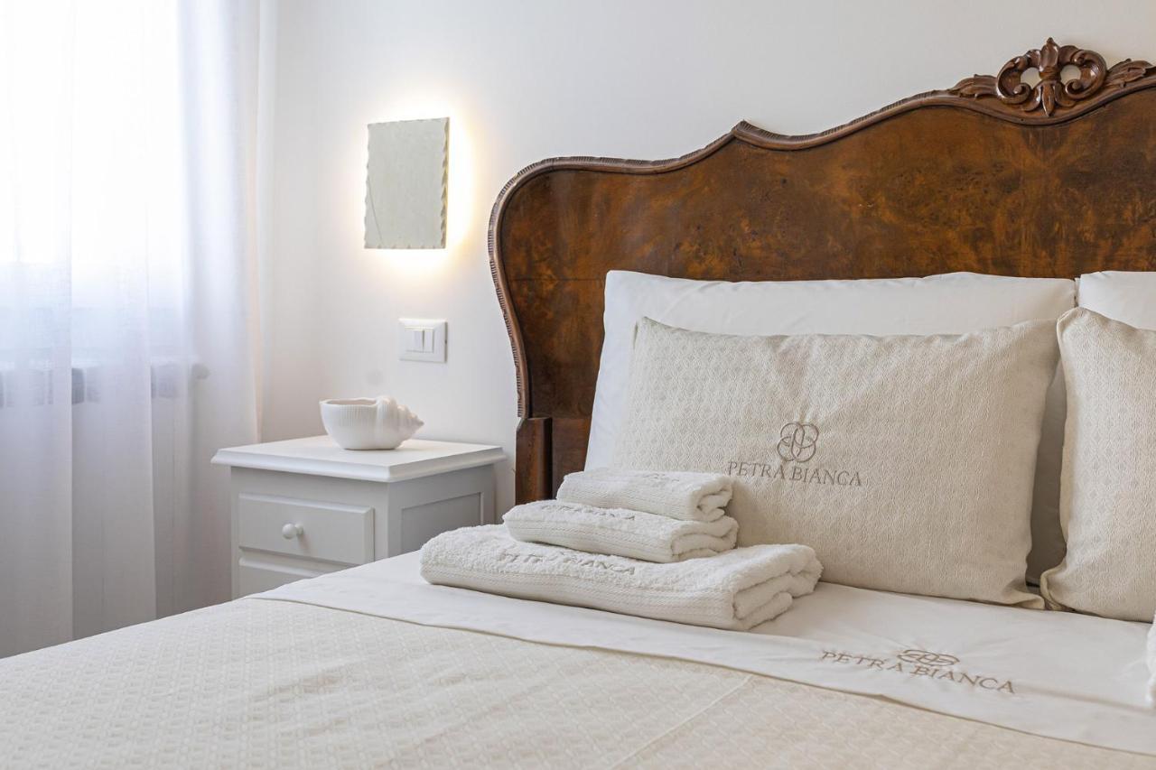 Petra Bianca Bed & Breakfast Torre San Giovanni Ugento Exterior photo